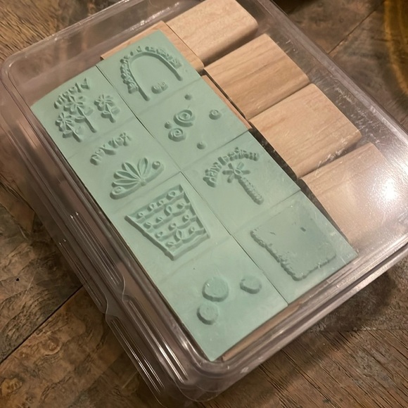 Crafter’s Lot Stampin’ Up retired wooden stamps 8 sets - Picture 1 of 1